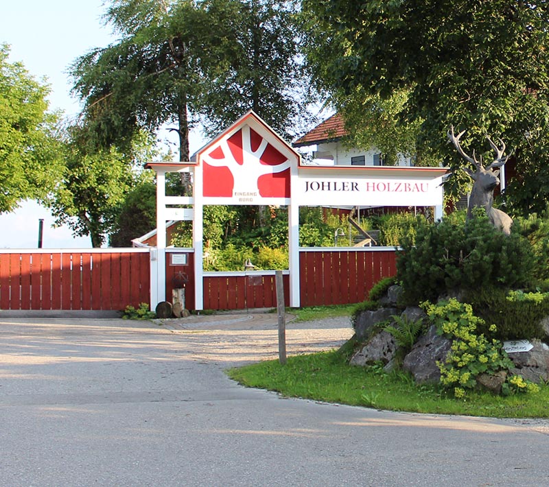 Johler Holzbau Eingang